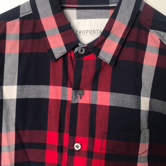 Button-Down Men’s shirt - Picture 2 of 3